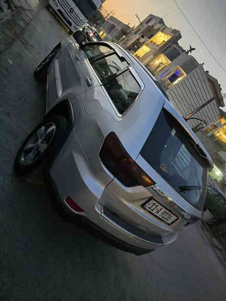 جيب لاريدو 2011  مكينه 3600 جاهزه من كلشي
(السعر 139 ) *********** 
مكينه كير مكفولات 
حداديه كهربائيات تخم تاير كلشي مكفول 
بدون ضربه بدون دكت جاكوج صبغ احزام فقط 
داخل جلد 
تنته مال روز رايز اناره شغل بلاد 
لدات بوب لدات دشبول اناره يدات الابواب 
منضومه لايت زنون الصليه شرط نهار 
سياره بسمي رقم جديد هزه جديده
الله شاهد تعبان عليه اوصارف فلوس عليه اكثر من سعره بيع او مراوس بشي اقل من سعر سيارتي
