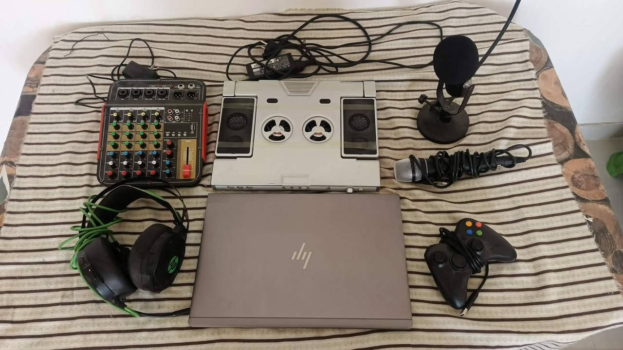 لابتوب hp شاشه لمس واضائه كيبورد, النضافه 100% وبطاريه 100% مناسب للالعاب والبرامج القويه
المواصفات
hp zbook 15u G6
معالج coi7 من الجيل الثامن
كارت شاشه منفصل 4GB نوع
 amd radeon pro wx 3200
الرامات 32GB
هارد 500GB ssd

(***********)
