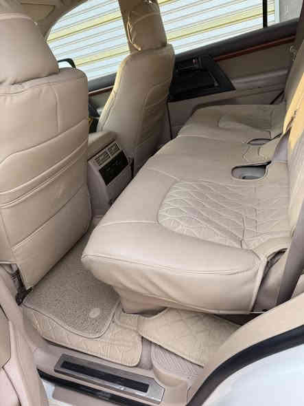 تويوتا لاندكروز موديل 2012
فول مواصفات سيارة جديدة 

مكفولة من الصبغ والتبديل بيه بارد قليل

سونار موجود بلمنشور

رقم بغداد بأسمي 

***********
