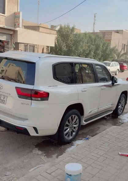 سلام عليكم عندي جكساره موديل 23 كفالة عامة سيارة المكان بغداد الشعب السيارةبريم صليه سعر ٦70بيه مجال رقمي ***********
