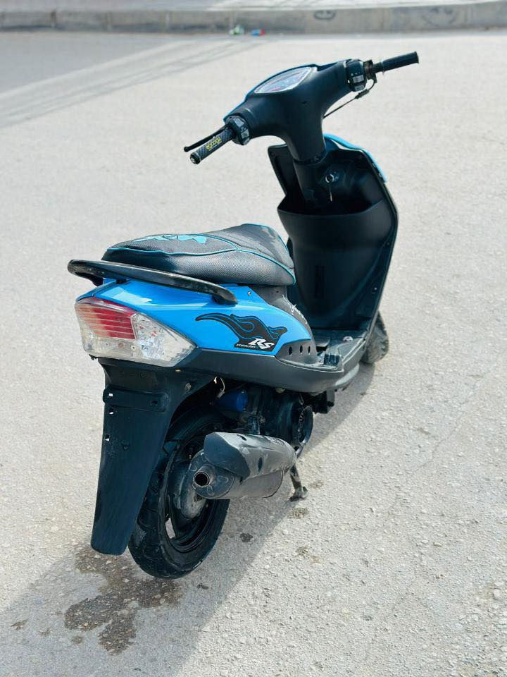 السلام عليكم/ ماكس عدله ياباني سلف هندر كله شغال مكينه55  مكفول دبل NCYامامي وخلفي  هم اصلي 
كفر شوفه عينك دراجه لاتنقيص لاتبخير  مكاني كربلاء شهداء سيف سعد ***********متواجد واتساب 
سعر600بيه مجال بسيط
