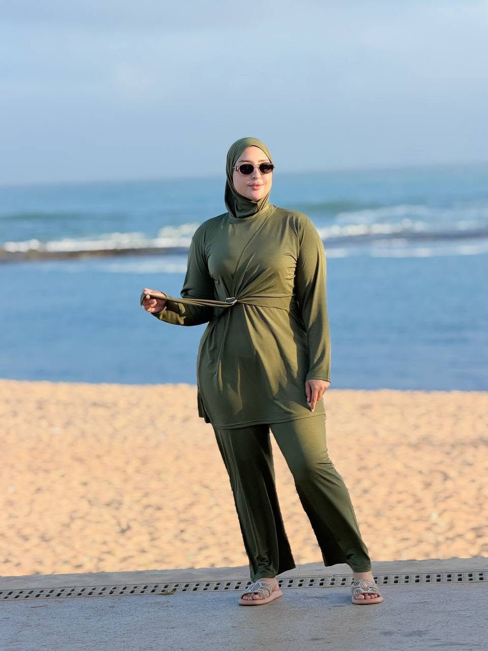 بوركيني متكون من تلات قطع
 
سروال
الفوق
فولار

توب سيكليزم
المقاسات L. XL. 2XL. 3XL


**إذا كنت صاحب هذا الإعلان وتريد حذفه لأي سبب، رجاءا أرسل رسالة إلى الدعم الفني**