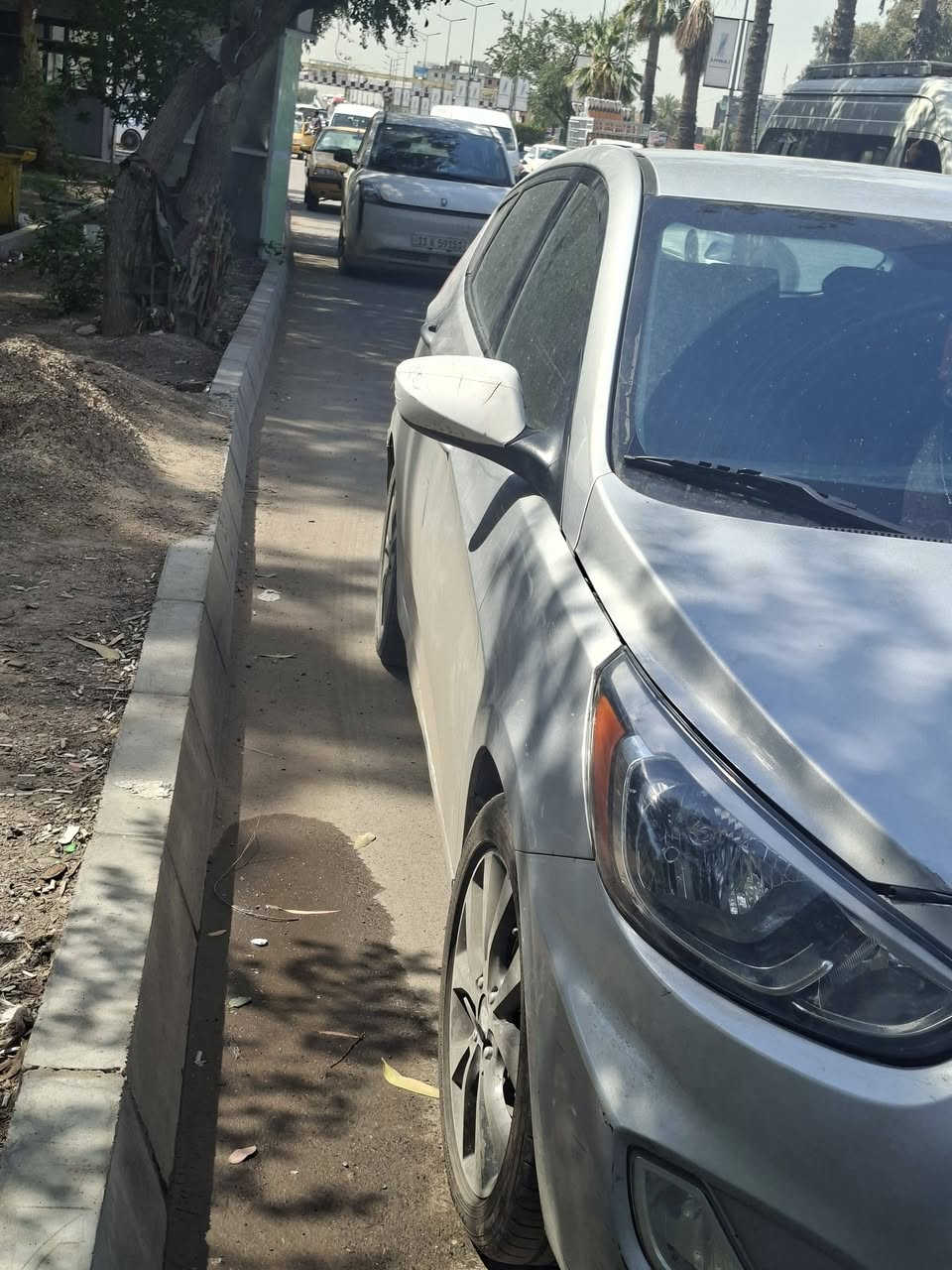 السلام عليكم اكسنت وارد امريكي  ٢٠١٧ حادثه باب السايق وجاملغ مبدل ابلادي بالسونار يقره مبدل بلادي 

وباب الخلفي يمن او يسر فقط صبغ 
السياره جاهزه من كلشي كله جديد تاير صدر 
السعره ٨٥  العنوان بغداد مدينة الصدر 
السياره بسمي هاتف ***********
