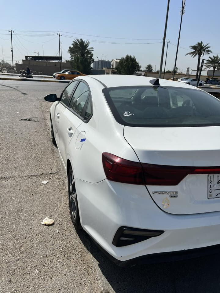 كيا فورتي 2019 وارد أمريكي محرك 2000 دوش كير AT المرغوب حادثه بامريكا جاملغ وبنيد صور حادث مرفقه وبالعراق بابتين وجاملغ بدون دواخل وبدون ايرباك السياره بأسمي ماشيه 118 سعرها 125 وبيها مجال مكاني بغداد ***********
