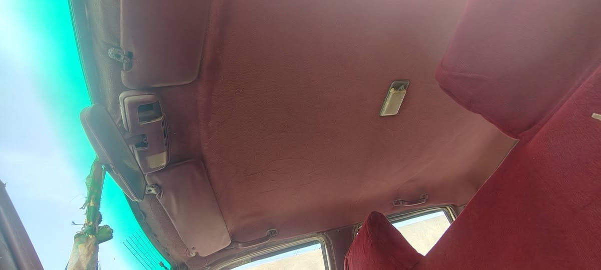 يالله سلام عليكم بيكم موديل 96 تحويل مباشر سيارة جاهزه حداديه بالباكيت تيارات برجستون بالباكيت مكينه كروسيدا حاويه  اكسن گير كلهن كفاله سياره بيها مكانات صبغ بسيطه للجماليه وبارد سعرها 55 وبيها مجال ***********
