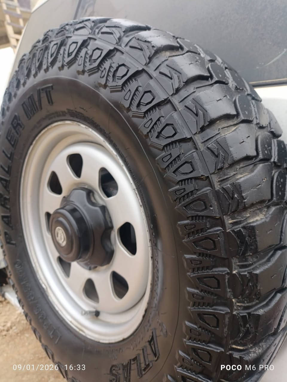 ئەو سپێرە بۆ فرۆشتن بەجیا نایفرۆشم تایەو ویل پێکەوە 100 هەزار
لەکەلارە***********
