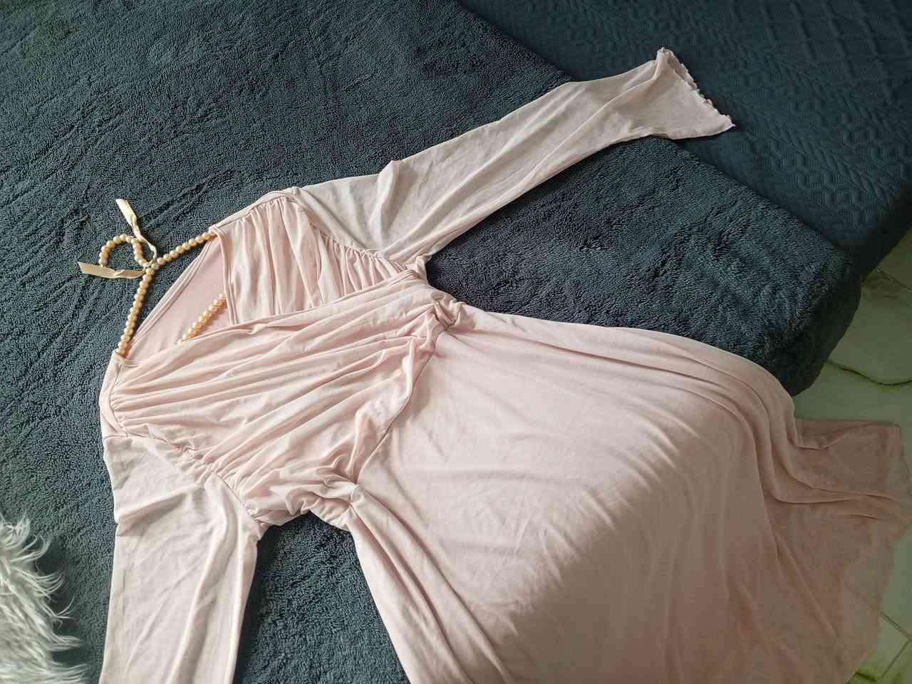 الماروني يلبس وزن 70 سعره 25
الوردي يلبس وزن 85/90 سعر 15 
الزيتوني يلبس وزن 75 سعره 60 
الاسود يلبس وزن 85/90 سعره 30


**إذا كنت صاحب هذا الإعلان وتريد حذفه لأي سبب، رجاءا أرسل رسالة إلى الدعم الفني**