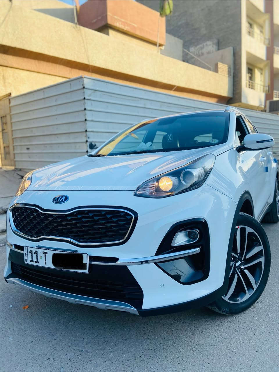 سياره للبيع كيا سبورتج موديل 2019
السياره  خليجيه مكفوله كفاله عامه من الصبغ والضربه 
السياره رقم بغداد … ثاني يوم تحويل  
السياره ماشيه 53 الف 
المواصفات: 
مري شفط 
السياره داخل جلد عسلي 
تحكم استيرن 
حساس امامي خلفي اصلي
ويل 19 تخم تاير جديد 
5 ويل كب 
درايف مود 
السياره جديده لوك بحاله الوكاله 
مكاني بغداد ***********
