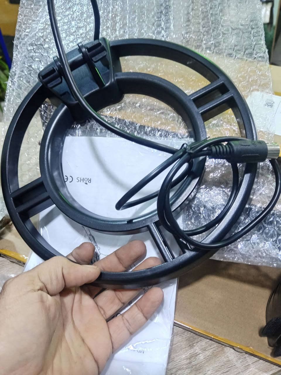 هاذه جهاز كاشف المعادن ولذهب امزون لوك مامستعمل جديد توصيل اي محافضه السعر ٧٥ معه التوصيل ***********.  *********** اتصل
