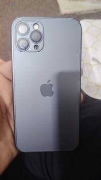 ايفون ١١ برو • للبيع