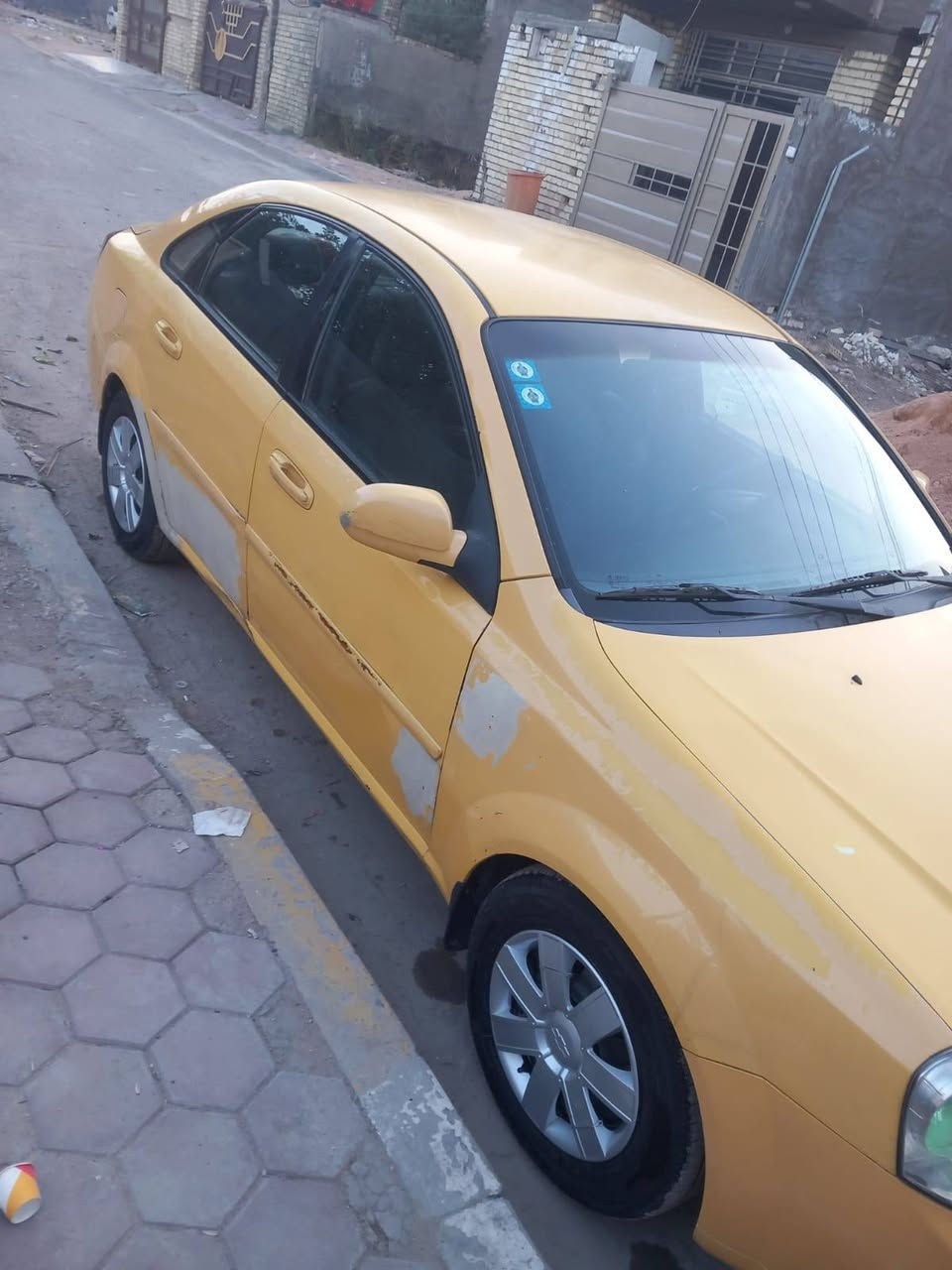 السلام عليكم اوبترا لبيع شركة عامة مديل ٢٠١١سيارة صدر تخم تاير كير مكينة تدفئة تبريد كلة كامل مناقصها شي  بي بيها جراد خفيف سعر ٦٥ وبيها مجال ***********
