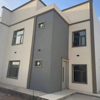 دار للبيع • ٢٥٠م • ٣ غرف