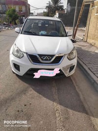 سيارة تيكو للبيع موديل  2014 مكينه 200 سيارة نظيفه بيها شخوط وضربات خف...