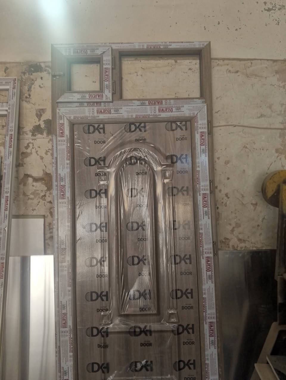 بعض أعمال معمل ابو ليث العنزي لصناعة الابواب والشبابيك والكاونترات البلاستيك والالمنيوم في الموصل 
العنوان /
 الموصل الجانب الأيمن شارع الصناعة القديمة 
#ابو_ليث_العنزي 
***********
***********
