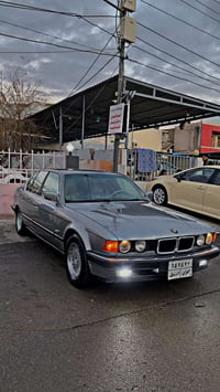 بي ام دبليو 740 • ٢٠٢٣ • فول اوبشن