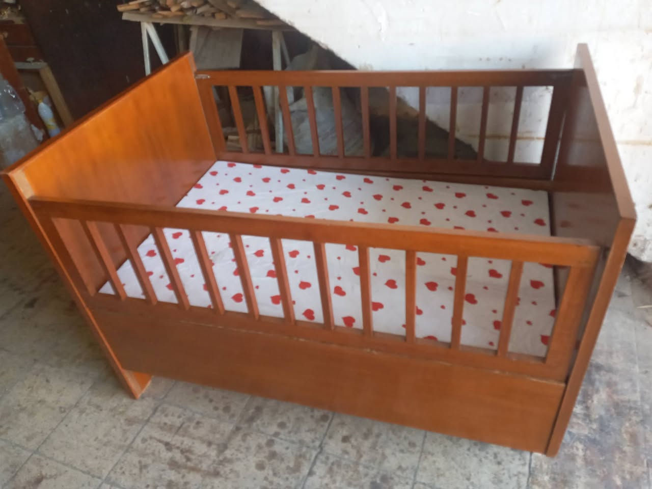 جربايه طفل صاج تزكام مستعمله وتتفصخ  طول متر و33 سم عرض 85 سم السعر 90 وبيه مجال العنوان بغداد حي الإعلام الشباب نهاية شارع سوق اميمه  صيدلية نور الشباب قرب النادي التجاري  موبايل عراقنا وتساب بي 
*********** 
***********

يوجد توصيل غير مجاني داخل بغداد فقط
