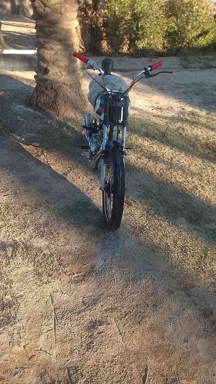 دراجه للبيع ارشه 225 بها مجال0788 374 8031 كلك
