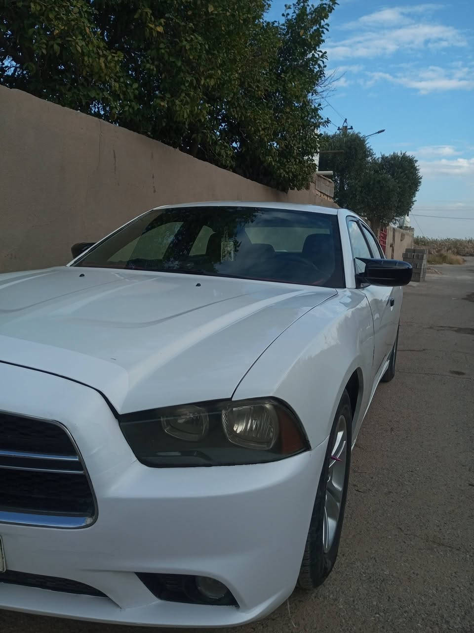 السلام عليكم للبيع دوج تشارجر 2013 أمريكي حادثها بنيد وجاملق رقم اربيل ﴿السعر 148﴾ وبيها مجال بسيط مكانها واسط العزيزية
***********
