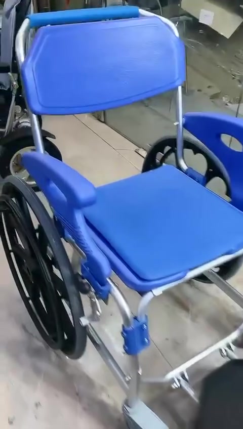 السلام عليكم
عربة معاقين للبيع
جديد بالكرتون غير مستعملة
مطلوب ٢٥٠ الف دينار وبيها مجال
***********
