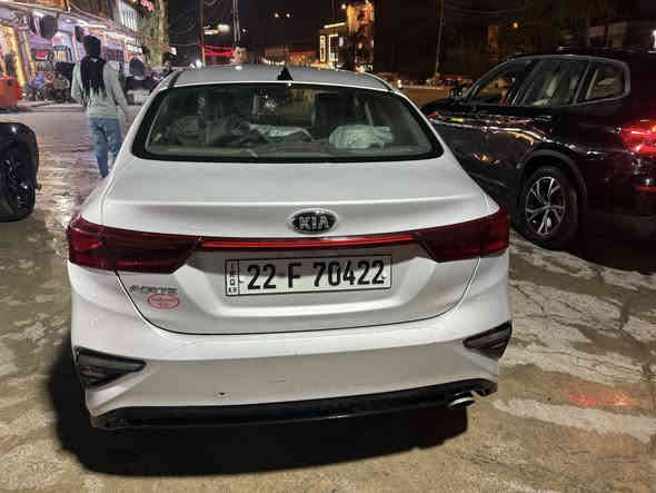 سلام عليكم كيا فورتي موديل2020 وارد  امريكي كير AT المرغوب محور السياره ماشيه 91مايل صور الحادث بالمنشور سعر 125$
***********
