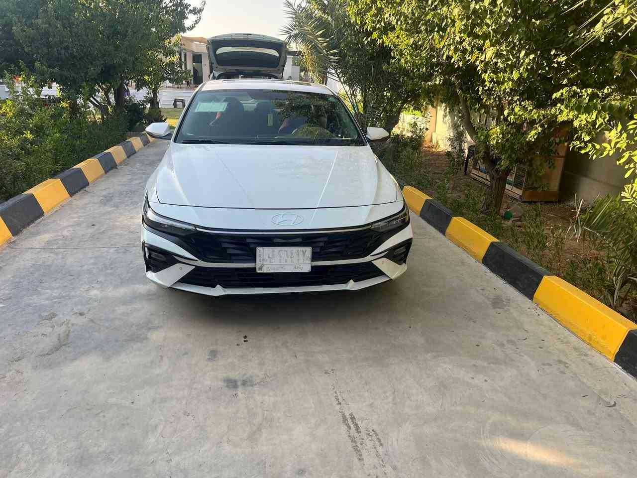 بسم الله الرحمن الرحيم 
النترا2024خليجي 
فول مواصفات 
تشغيل عن بعد 
حساسات امامي خلفي
محرك الفين 2000
كير ومكينه مكفوله 
ماشيه 70000
فتحت سقف 
مري شفط 
الاتصال ***********
ومن الله التوفيق
