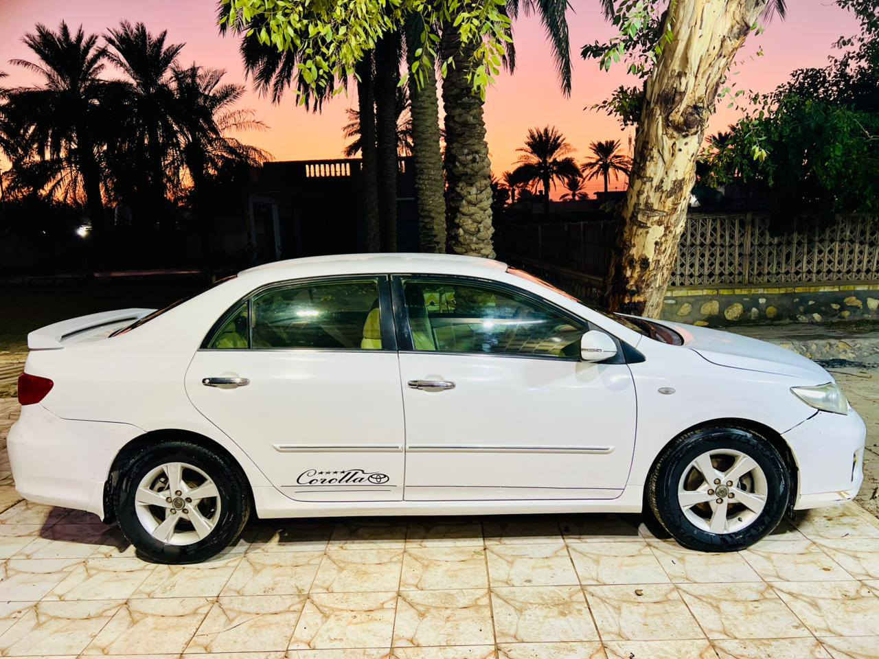 السلام عليكم كورلا للبيع موديل 12 كفالة عامة بس المكينة مفتوحة السيارة جاهزة خير من الله رقم بغداد مشروع وطني السعر 130وبيها مجال قليل مكاني الحلة الحمزة الغربي ***********
