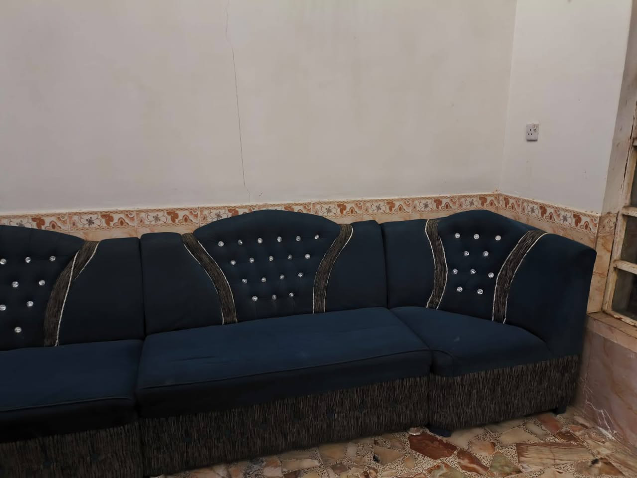 السلام عليكم تخم تركي للبيع وغرفة أخشاب تزكام خمس بيبان للبيع


**إذا كنت صاحب هذا الإعلان وتريد حذفه لأي سبب، رجاءا أرسل رسالة إلى الدعم الفني**