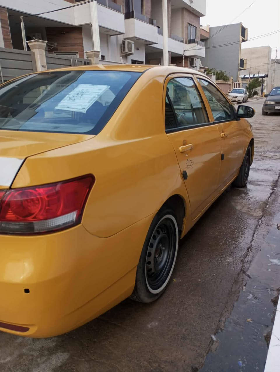 بي واي دي 2013 كير محرك كورلا تايات جدد سنويه 2029 غرامات وهيئا مصفره شرط التحويل السيارة جاهزه مكان السيارة الموصل/
سعر 52 ورقه وبيها مجال شويه
***********
