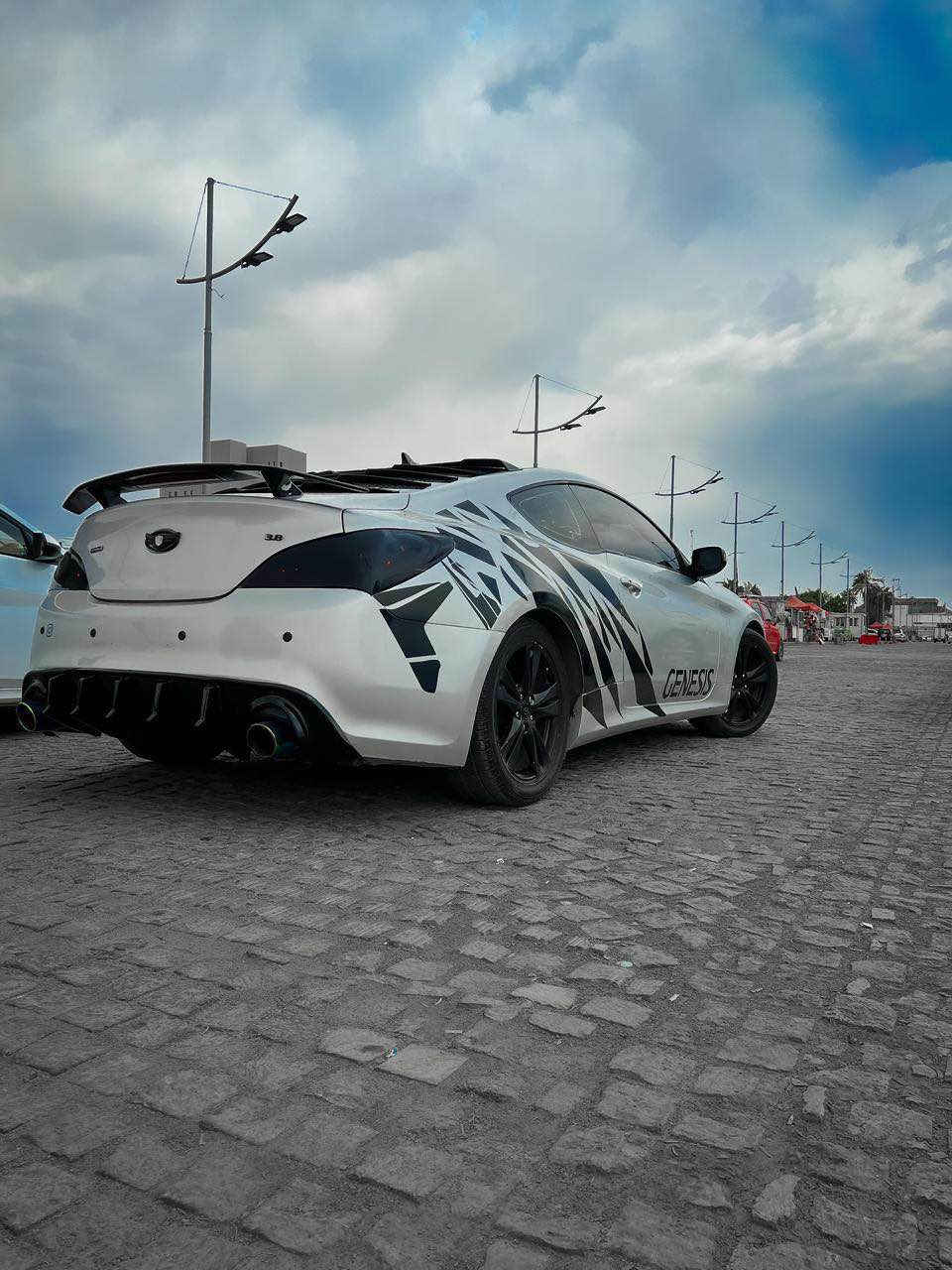 جنسيز 2010 
6 سلندر
محرك 3800
مكفوله اصوليات
وسعرها جدا مناسب 
***********
***********
مكاني البصرة 14 تموز
مكفولة اصولياتها كامله
غــير متواجد بالفيس بوك 
سنويه لل2029 البصرة, العراق
