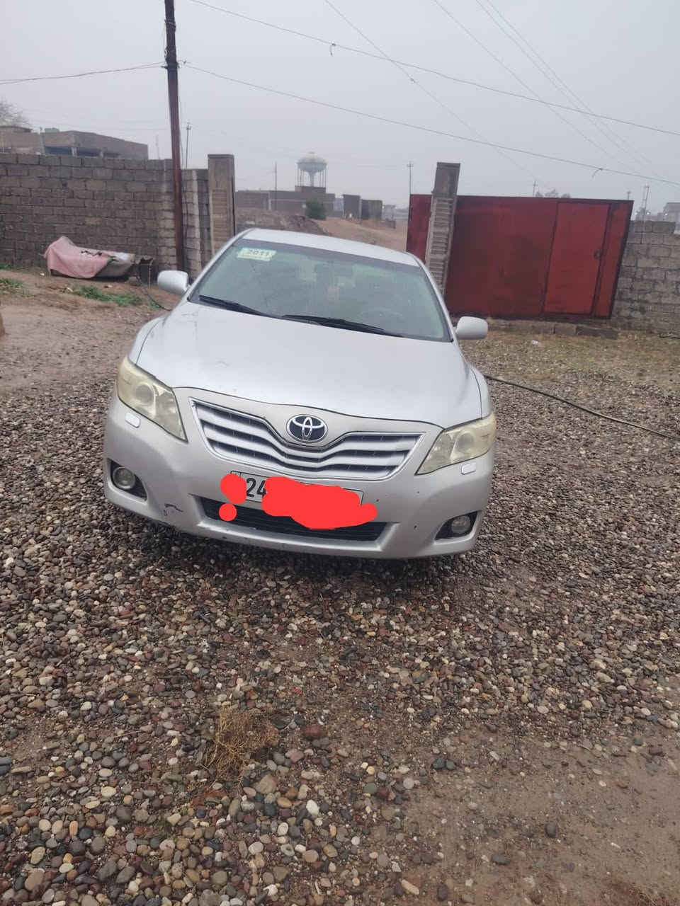 كامري 2011 امريكي محرك 4 ما مفتوح رقم دهوك إلى شهر2027/6 السياره حلوه مال جناي يريد مراوس بعذاري من 2006 إلى 2009 و حتمال يببع السياره بيه كابون بنزين الموصل و هذا رقم صاحب السياره اتصل *********** و صاحبه جناي
السونار موجود مع الصور 
و شوف العين يبري الذمه
