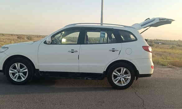 السلام عليكم 
سنتافي 2012 خليجي 
استلام الشركه العامة للسيارات. 
محرك 3.5 
6 سلندر 
دفع رباعي 
7 راكب 
3 قطع تبريد

بيها صبغ أثر بطش بدون دواخل كفاله من البارد والمعجون بس صبغ

رقم صاحب السيارة ‏ *********** ‏

السعر :: اطلبه بالتعليقات يصلك خاص 📩

#ادارة_الصفحه ⚡

ملاحظه / 🔴
مدير الصفحه غير مسؤول عن بيع وشراء واصوليات السياره نحن صفحه لعرض السيارات فقط.
