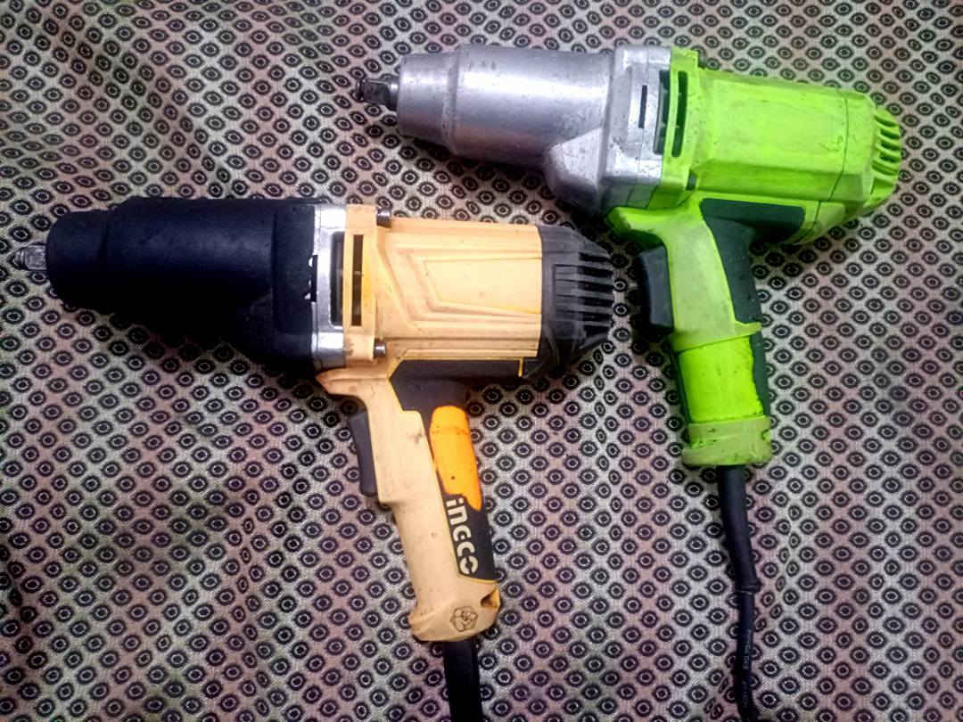 سلام عليكم 

دريل ماركة تام همر تكشير ابل كلج
نضيف سعر 50

دريلات لقمة ماركة انجيكو وماركة ايدون 
نضيفات سعر  القطعة الوحدة 40

مكان بغداد البلديات يوجد توصيل 
رقم واتساب ***********
