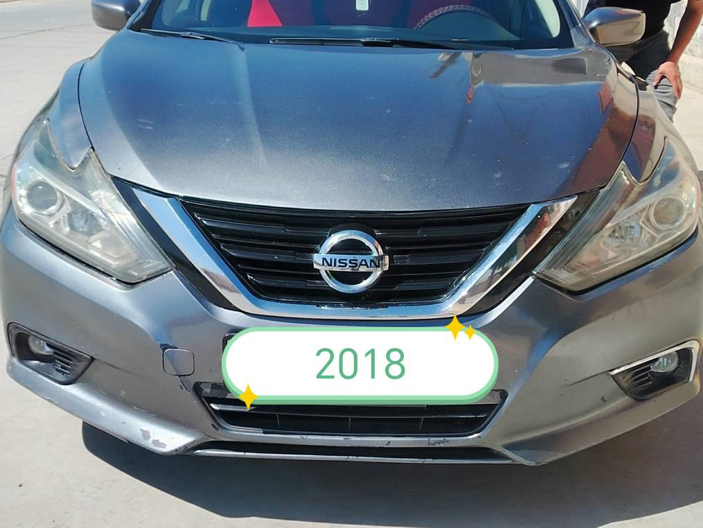 نیسان ئاڵتیما 2018 بەسمە و مواسەفات -SR-  دووپارچە بۆیاخ  گێر وو مەکینە بەشەرت ئێرباگ سوکان سیستەم کراوە  تەحویل بەناوی خۆمەوەیە. سەیارەکە هی مەعرەز نیە  ســــعر :125 گەڵاو مەعمەلەیەکی کەم  *********** ژمارە موبایل السليمانية, العراق
