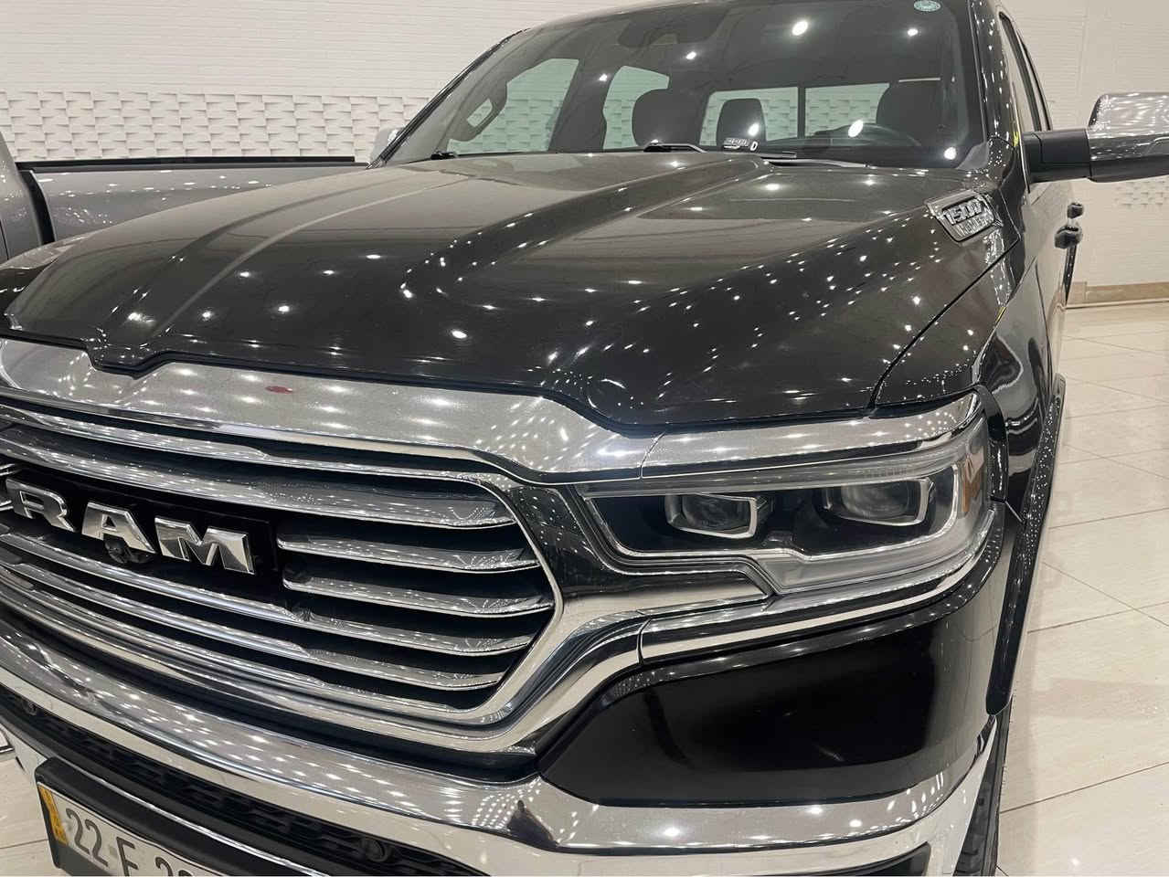 دوج رام مواصفات لونك هورن فول مواصفات وكالة هارلم موديل ٢٠٢٣ ماشية٦٢ الف كم بيها صبغ فقط جاملغ واحد بدون دواخل مكانها اربيل تريد وكالة تريد تحويل ثاني يوم اي استفسار *********** أربيل, العراق
