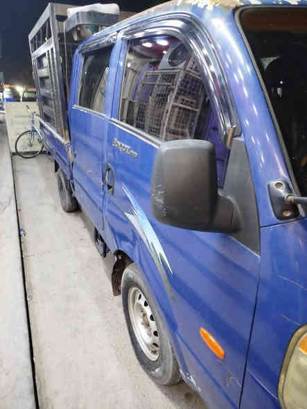 السلام عليكم عندي  كيا بنكو 2007 دبل قمارة  رقم بغداد مكفولة من الصبغ والضربة تبريد شغال جديد مكينة كير كفالة جام اوتو 6 جنكال مو 5 السعر 88 ورقة وبيها مجال بسيط للاستفسار ***********
