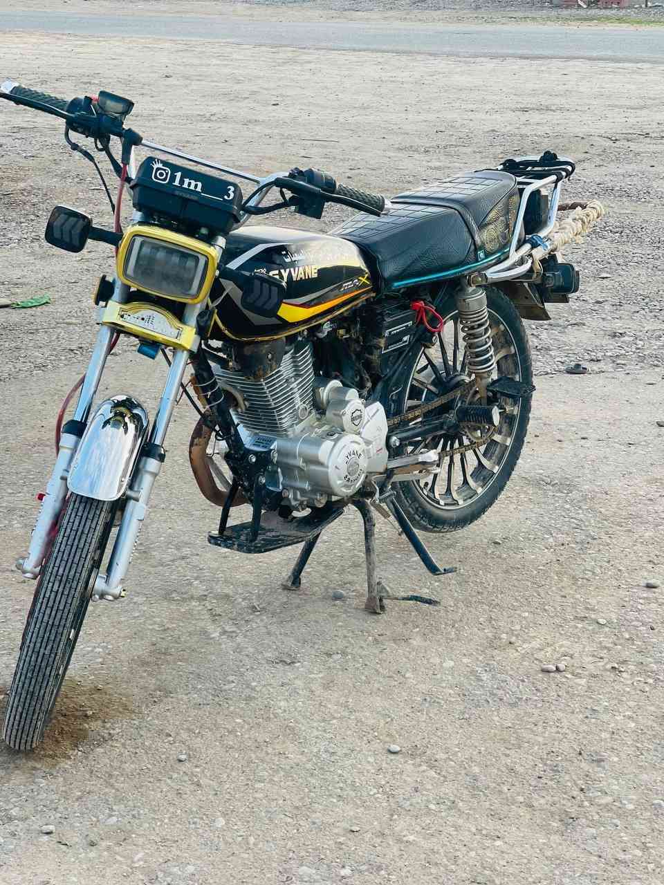 سيفان موديل 2025شرط وضع الشركه من التاير لتاير 

مكاني كياره الحود 

*********** 

السعر700وبي مجال صارله اشهر من مشدود
