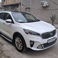 سورنتو 2019 خليجي   فول  1/1 كفالة عامة رقم بغداد باسمي كير /محرك/حداد...