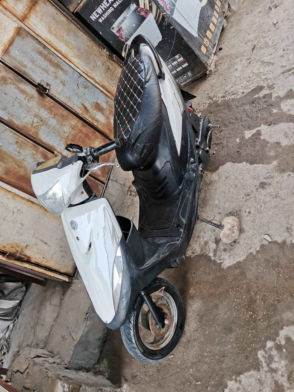 دراجه ماكس عدله للبيع دراجه واحد على واحد سعره 400وبيه مجال حك الجيه تواصل وتساب ***********
