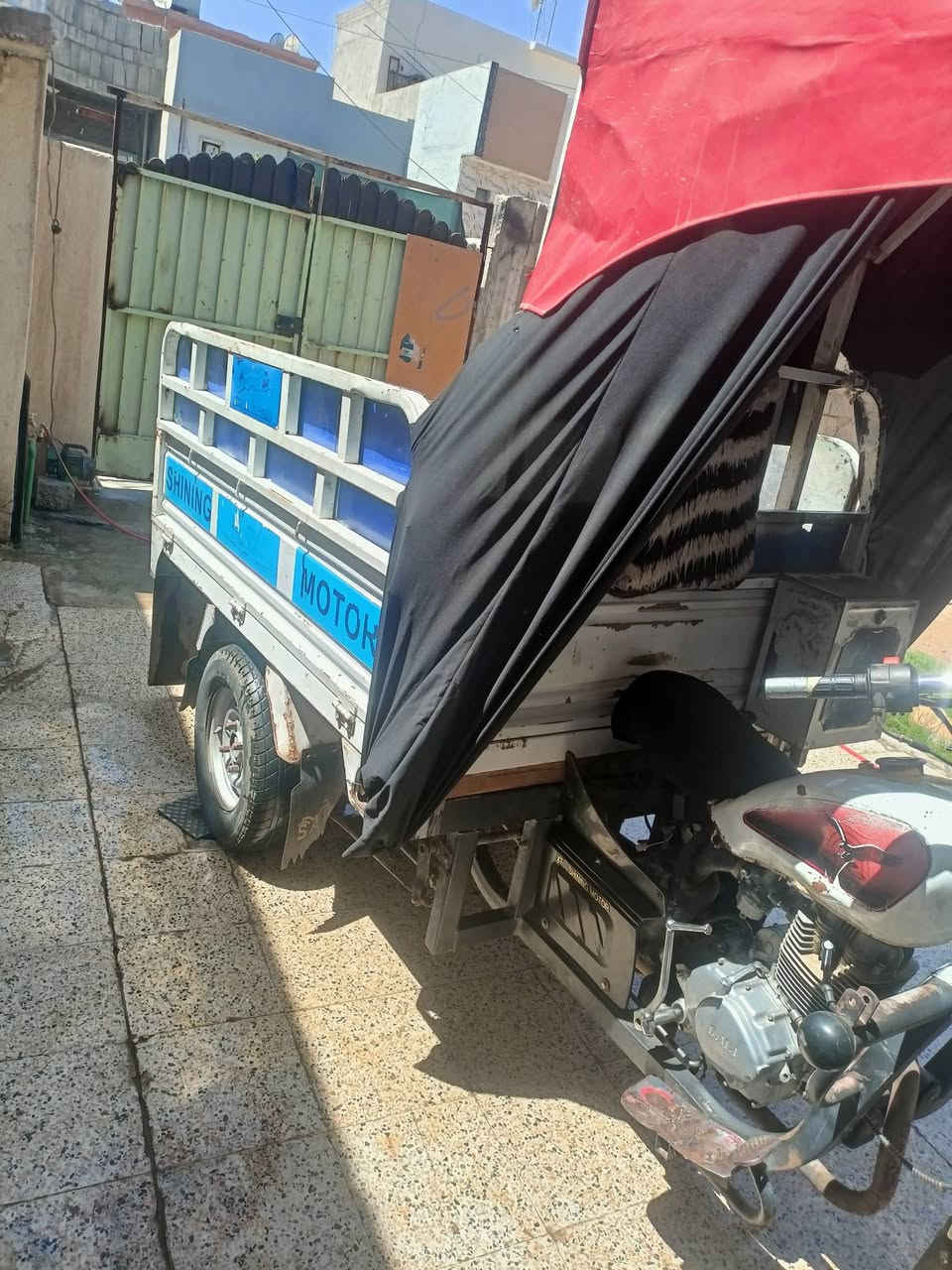 ستوته للبيع 2019 سلف يشتغل عوزه بس باتري 
محرك 2020 محركها 150 الشاصي بيها فطر 
منافيس بيها بالانتصار شارع 60 السعر 950 بها مجال شيء بسيط 
***********

