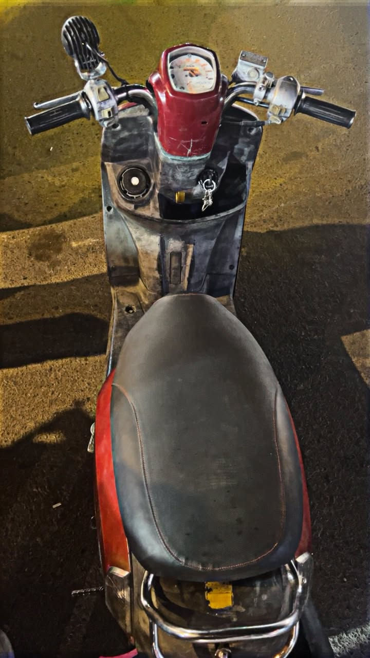 سلام عليكم. من رخصت ادمن الكروب دراجه بوليس. كابريتر دراجه مكفوله كفاله عامه  شلعه ومعدل شك كاع دراجه عليها شغلات تزويد بسيطه  سعرها 630وبيها مجال ***********
