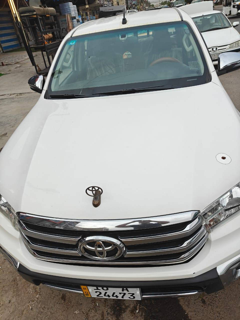 السلام عليكم ورحمة الله وبركاته
بيكب هايلوكس عالي رباعي اوتوماتيك
موديل 2018
ساز  رقم قادسية الجديد بأسمي
تحويل بأي محافظة بالعراق
مكان السيارة بغداد
ماشية تقريبا 133
السعر 260 وبيها مجال مال بيع
عندي شغلة ضرورية وجاي ابيع الشراي ما اقصر وياه
السيارة حلوة وجديدة وبيها اضافات هواي كلفتني
والعافية عل ياخذها بصمة + 3 كامرات امامية وخلفية وكامرة حوادث
***********
السونار مرفق
شغلة مهمة الملاحظات الي بالسونار تم صيانتها
السونار اني سويته وترايها مال زيرو
مشدود الها شاشة و3 كامرات
وبصمة السيارة
البنيد واكعة عليه رصاصة
