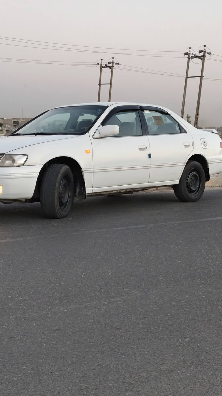 كامري موديل 2001 يسرى بلادي رقم سليمانية
شرط التحويل مباشر مامطلوبه مصفره صدر جديد امامي خلفي شاصي جديد نظيف تخم تاير محرك شرط مكينه 2200 ابو الكف  تدفئة تبريد فول 
 كهربائيات كلها شغاله
الضرر جامرلغ سايق وشبر راس البني وجامرلغ خلفي شبر بارد
السعر 85 وبيها مجال
الشراي يتصل ***********
 العنوان صلاح الدين الضلوعيه
