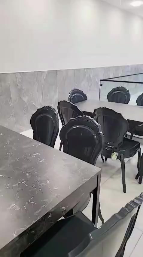 سكن خاص بالطالبات فقط
📍 مؤثث بالكامل و جاهز للسكن فوراً

🔹 الخدمات مشمولة ضمن الإيجار:
✓ كهرباء (خط مدفوع)
✓ ماء
✓ إنترنت
✓ غاز
✓ جم نسائي خاص للطـالـبـات فقط

🔹 الموقع مميز وقريب من:
 • جامعة المأمون
 • جامعة التراث
 • كلية العلوم
 • كلية المنصور
 • معهد المنصور

🔹 بيئة هادئة وآمنة ومناسبة للدراسة

📞 للاستفسار والتواصل:***********
