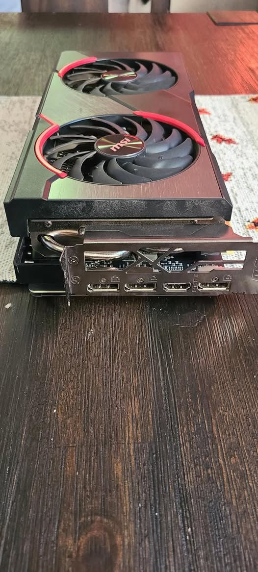 متوفر rx5700xt
شبه جديد اشتريته وضميته لان  
بورسبلاي500 واط مالتي وهذا لازم 600 واط وفوك
وماصارتلي الفرصه اطور لان احتاجيت فلوس واضطريت ابيعه
السعر 180 مع التوصيل  شرط الشغل والضمان
للتواصل واعطاء التفاصيل
***********
