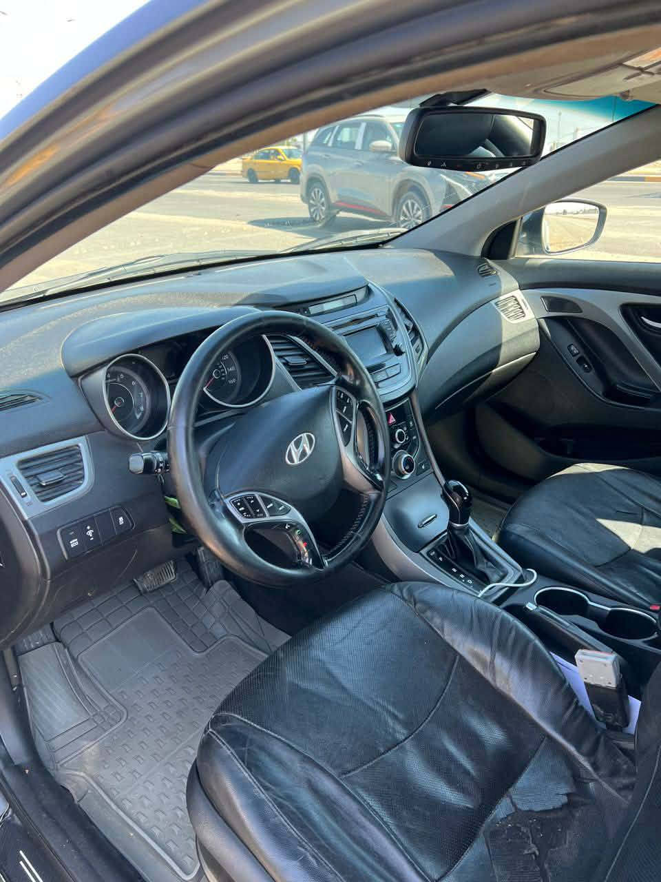 لنترا منفيس  ماخذيها بسنة ل2018 لليوم عدنا 
ما رقمناها  وابو المنفيس ما ندله شايل كفالة اصوليات مديل2016
السعر  75  ترهم مراوس محرك1800دوش 
حادث باب وجاملغ فقط ‏‪***********‬‏
