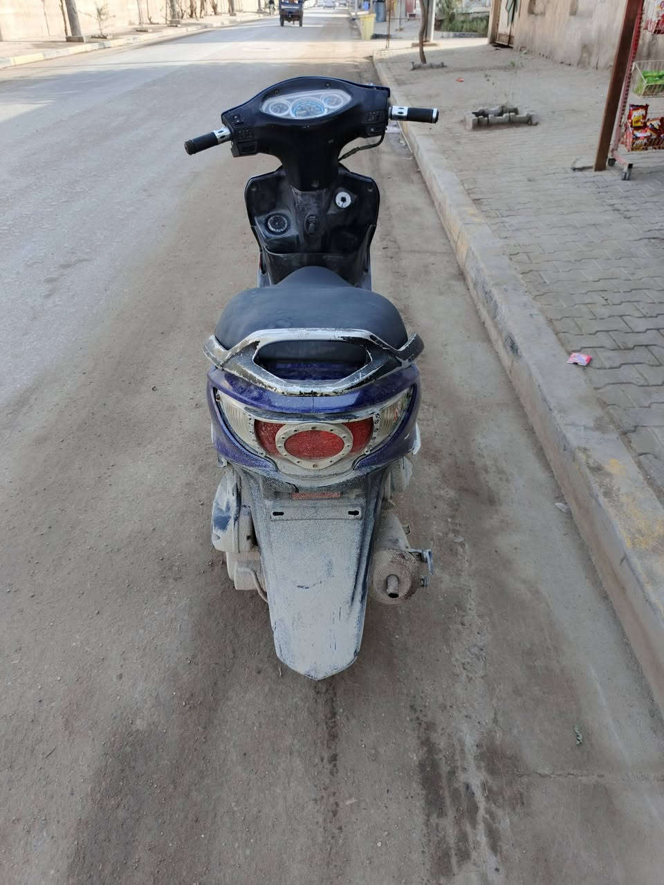 دراجه كامكو نضيفه كلها شغاله السعر 350وبيها مجال الشراي يتصل *********** مكاني قضاء المدينه
