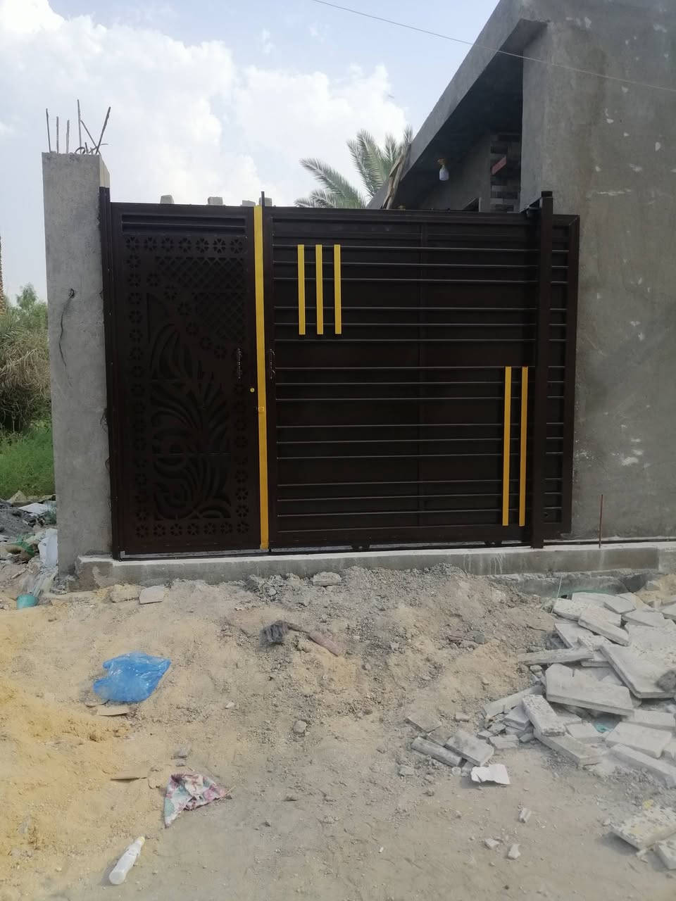 مستعدون لصبغ الدور داخل وخارج جميع انواع الاصباغ وصبغ الأبواب والشبابيك ارصفة الشوارع اسعار مناسبة جداً وحسب رغبة الزبون كرستة وعمل اوفقط عمل
***********
اتصال او واتس اب
