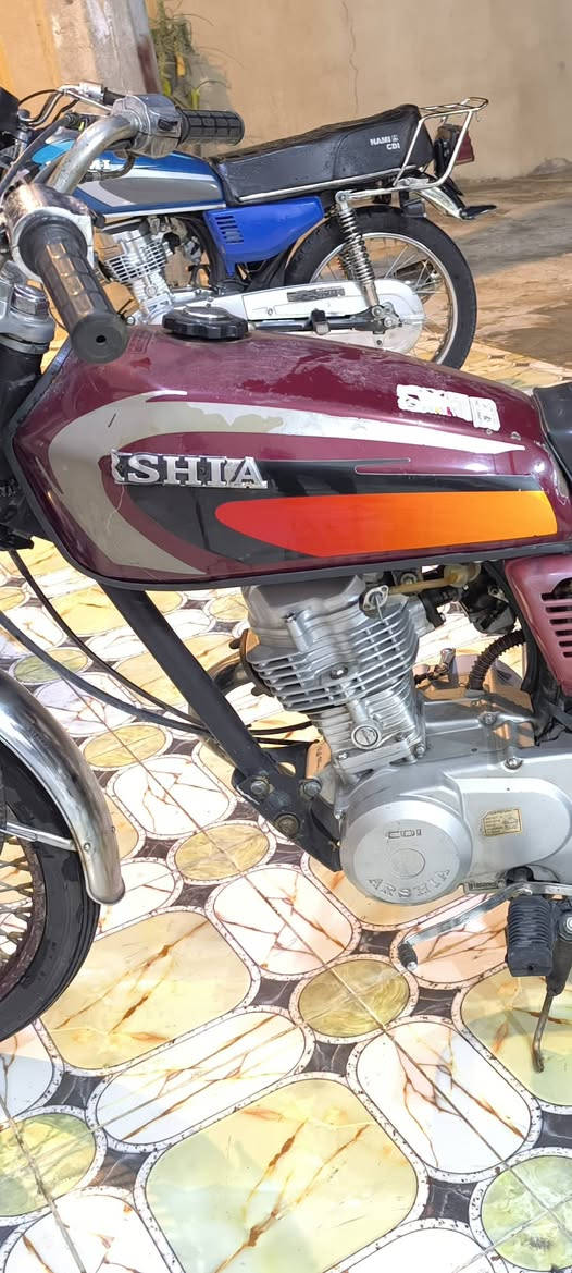 ــ شاصي نامه بوري ضعيف شلامجه ادوات ب100
ــ الدرع ب15
ــ صدر كامل كدام ب35
ــ تانكي ب10
ــ ماشه ب10الاصلي
ــ ويل خلفي ب15
ــ مكاني سفوان ***********
