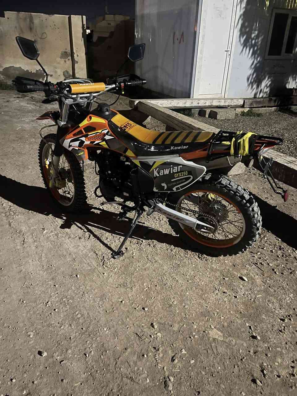 للبيع او مراوس بقفاز
قفاز كاويار 2026 محرك 200
سعرو 1250 مكاني كيارة 
***********
