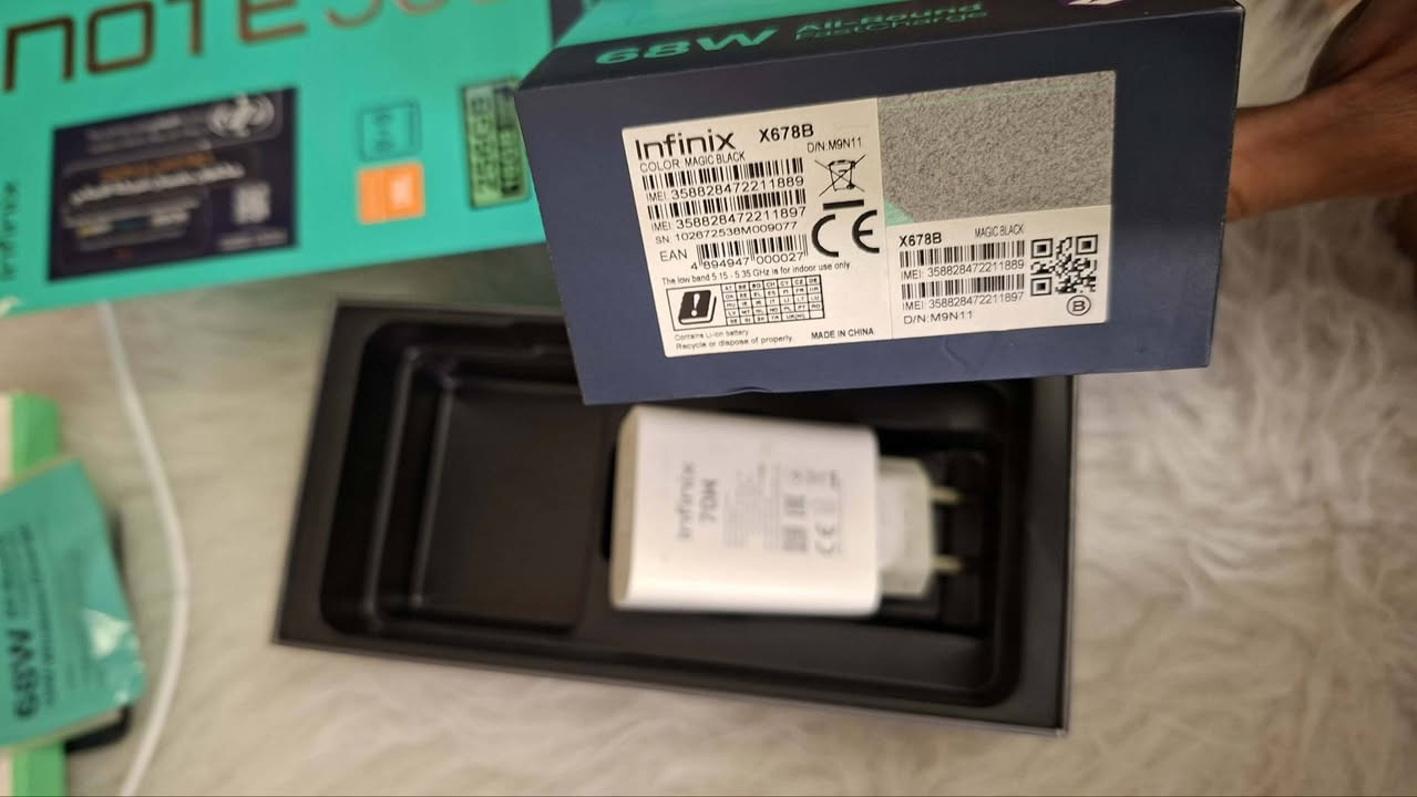 📱 للبيع Infinix not 30 Pro
✅ الجهاز نظيف جداً
✅ شغال بدون أي مشاكل
✅ بطارية ممتازة
✅ شاشة كبيرة وسلسة
✅ مناسب للألعاب والاستخدام اليومي
📦 المواصفات:
الرام: (  16GB)
الذاكرة: ( 256GB )
اللون: ( نيلي )
💰 السعر: ( 150 الف )
📍 الموقع: كربلاء


**إذا كنت صاحب هذا الإعلان وتريد حذفه لأي سبب، رجاءا أرسل رسالة إلى الدعم الفني**
